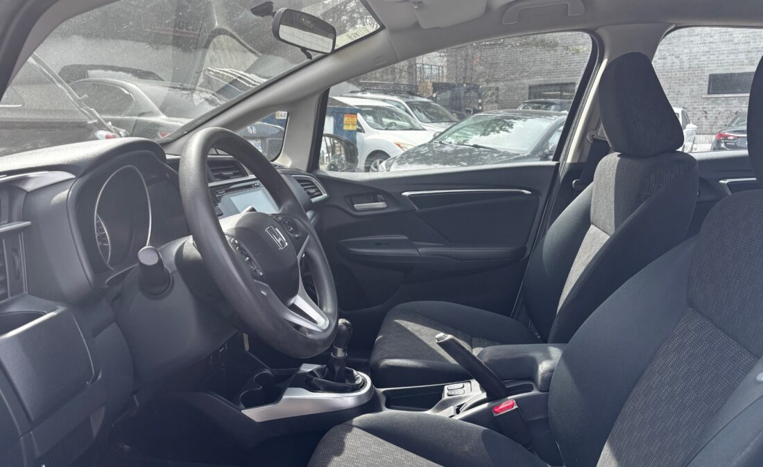 9b656511-f4d1-4871-b365-33b06c9d3cc8