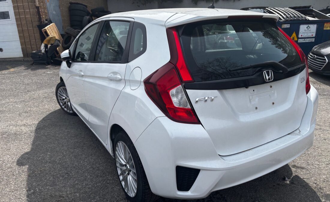 e6ef77cb-9b4e-4d79-ace6-d8c9860bea9e